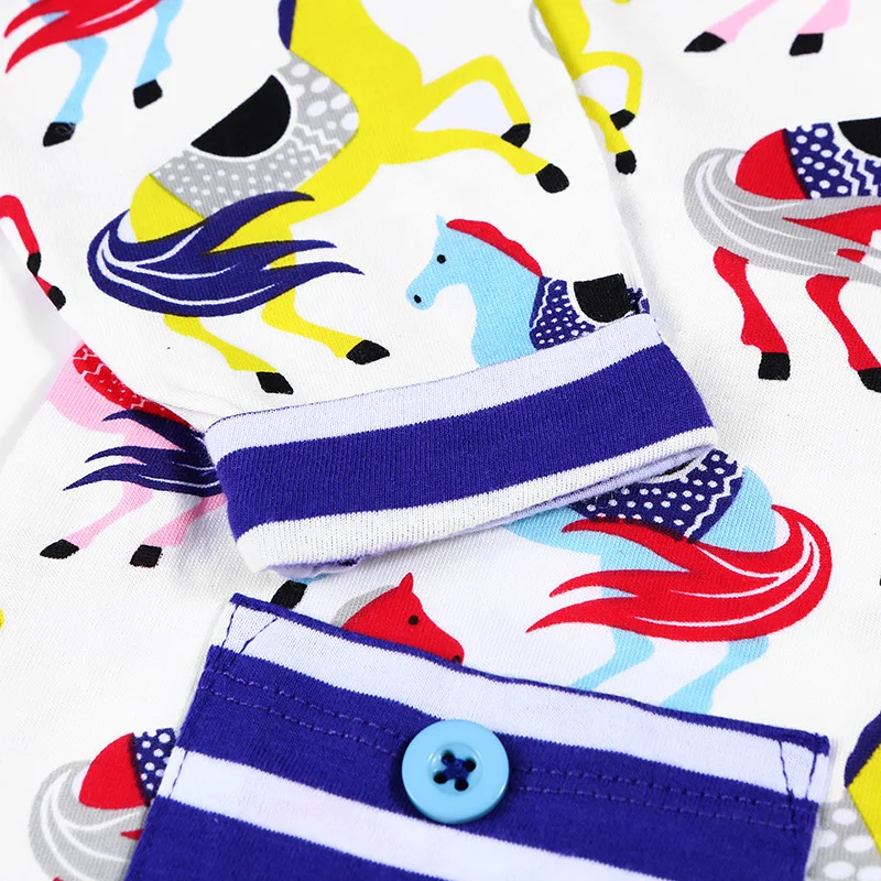 4744388694_2094320800