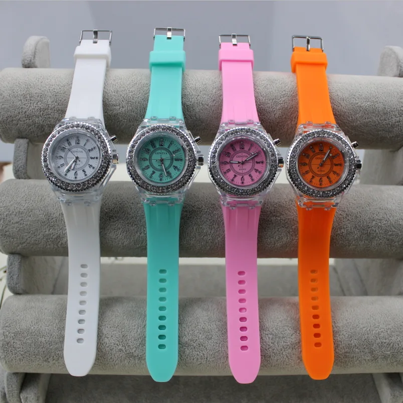 MaxhenW27 fashion Multi-color Jelly Silicone Light Led Digital Geneva crystal Flash LuminousLed watches
MaxhenW27 fashion Multi-color Jelly Silicone Light Led Digital Geneva crystal Flash LuminousLed watches