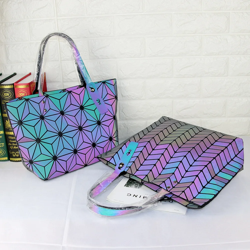 Guangzhou factory Fashion color change geometric teenager handbag glowing luminous women bag china, Black, silver, white, red, rose, blue
Guangzhou factory Fashion color change geometric teenager handbag glowing luminous women bag china, Black, silver, white, red, rose, blue