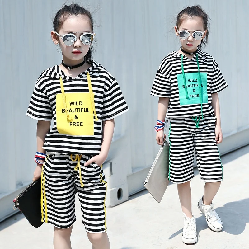 Fashion korean summer 2018 cool girl pullover hoodie t-shirt and strip fifth pants sets, Green;yellow
Fashion korean summer 2018 cool girl pullover hoodie t-shirt and strip fifth pants sets, Green;yellow