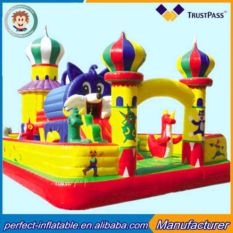 inflatable castle7.jpg