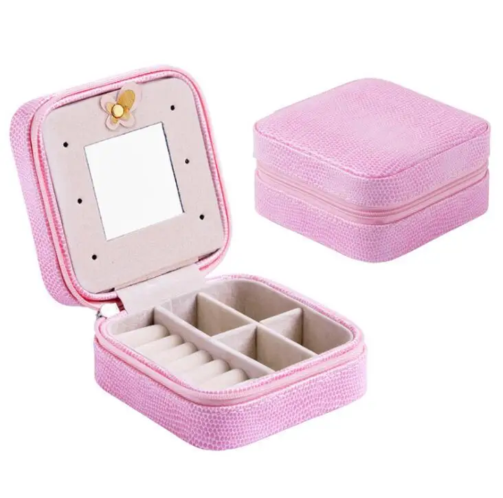 Small Portable PU Leather Travel Jewelry Box Leather Storage Case Jewelry Organizer Portable Travel Organizer Round Shaped, Blue/pink
Small Portable PU Leather Travel Jewelry Box Leather Storage Case Jewelry Organizer Portable Travel Organizer Round Shaped, Blue/pink