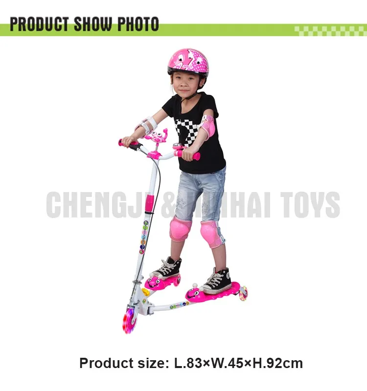 Kids flicker game 3 wheels swing scooter cartoon caterpillar theme frog kick scooter