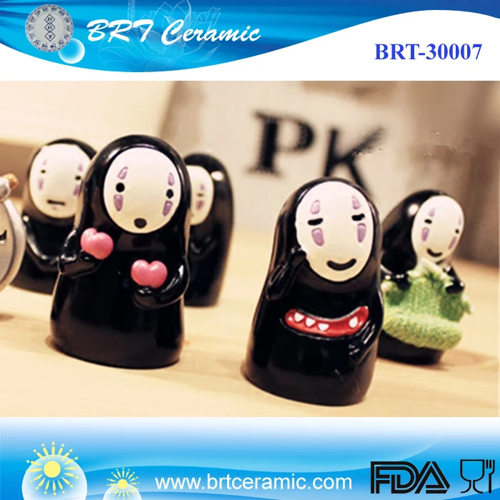 Japanese cartoon black character figurines for pray