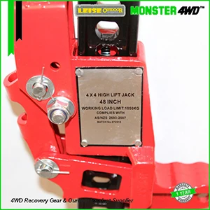 M4WD31001 Mark.jpg