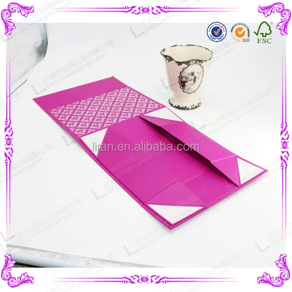 small magnetic flat cardboard packaging gift paper folding box