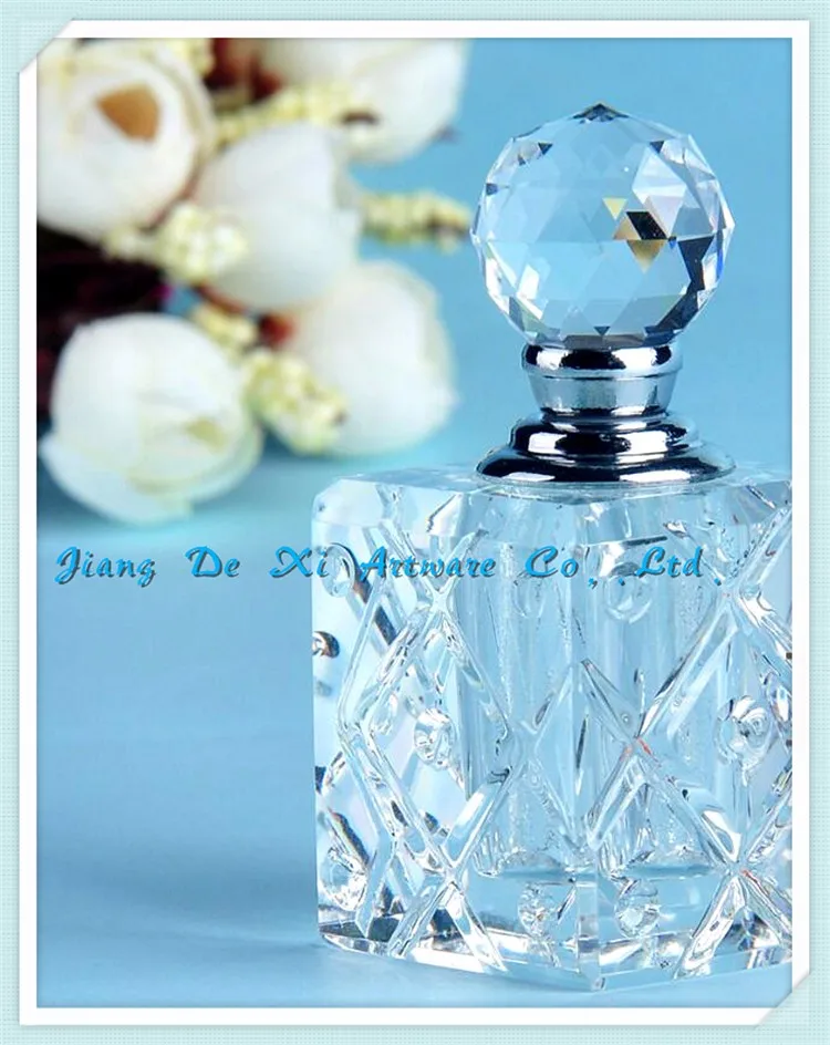 Mini Crystal Perfume Bottle with Stopper Bridal Party Favors CGF0105 (Set  of 6 pcs)