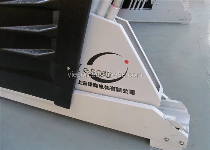 Yieson oem自動ソーラーパワーリトラクタブル車の駐車カバー仕入れ・メーカー・工場