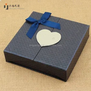16 chocolate box wiht middle heart shape double door chocolate