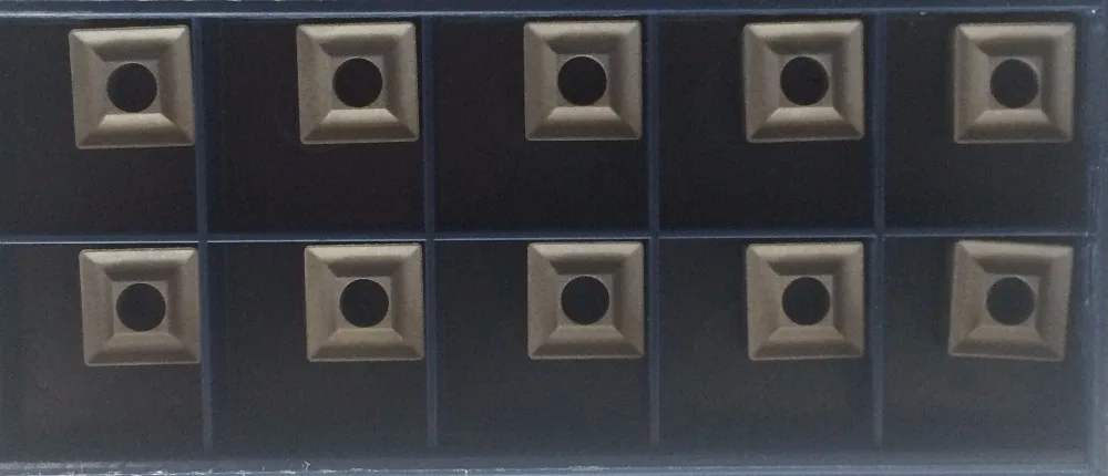 41005V