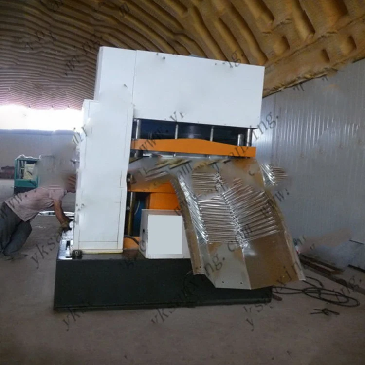 screw joint PPGI multiple roof roll forming machine for aircraft hangar