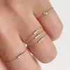 2017 factory wholesale High quality dainty design thin chain cz bar delicate gold ring