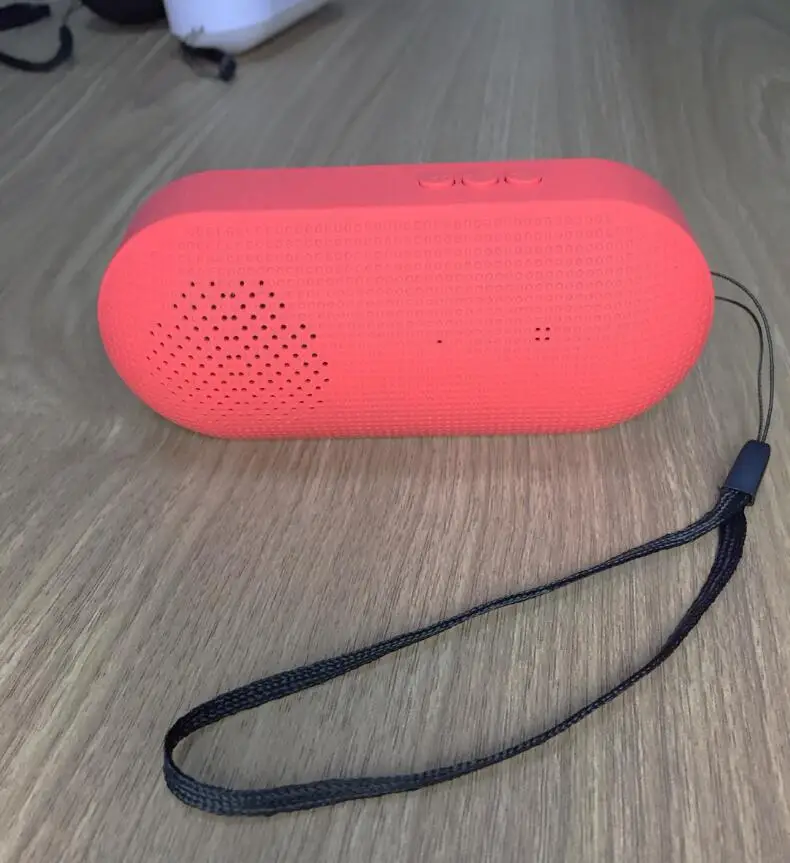 Hot sale Y2 Blue tooth speaker oval pill sound Y2 mini card speaker outdoor wireless 3.0 music player heavy bass - ANKUX.COM