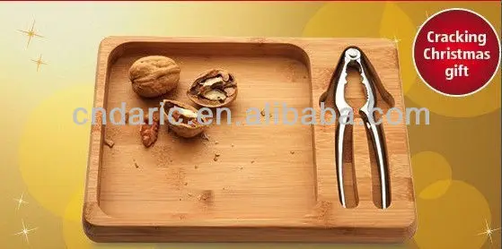 good gift in christmas nutcracker with bamboo bowl