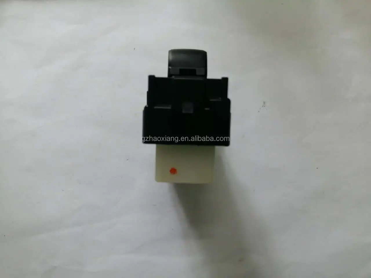 1049901187.jpg