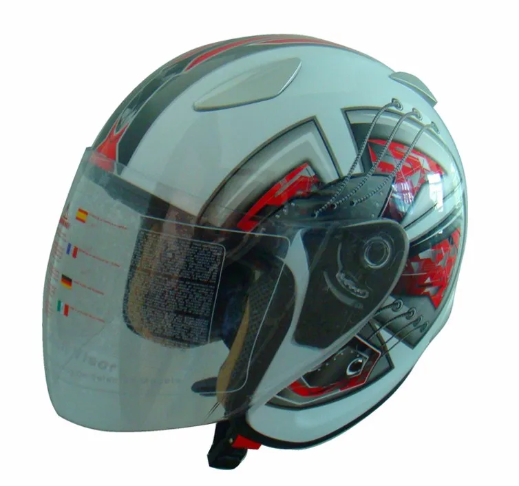 motorcycle helmet 800.jpg