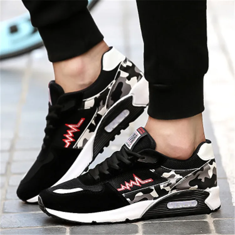 Fashion Trend Korean Men Sports flat shoes Autumn Breathable Running Shoes CC1029
Fashion Trend Korean Men Sports flat shoes Autumn Breathable Running Shoes CC1029