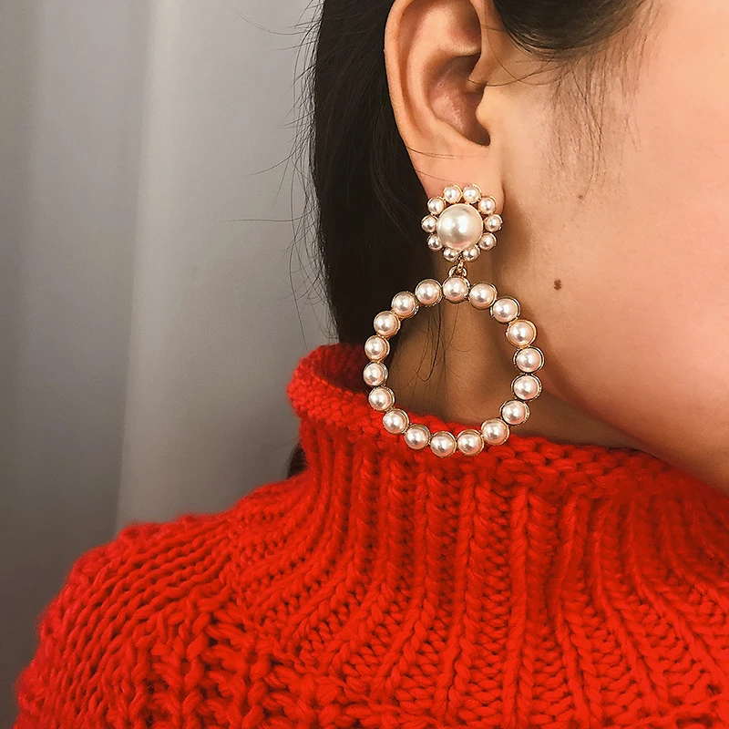 

Fashion Simulated Pearl Drop Earrings Elegant Jewelry 2019 Korean Round Circle Large Dangle Earring For Women (KER181), Same as the picture