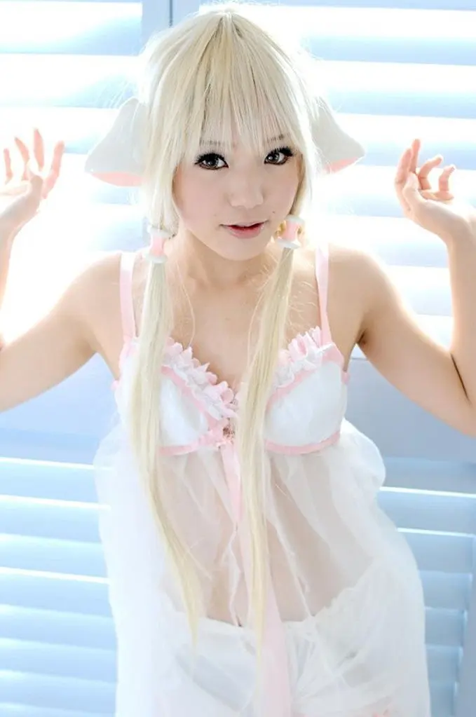 Blond japanese