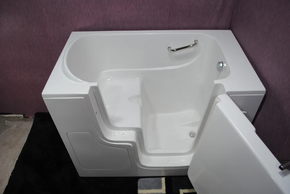 Freestanding Wheelchair Style Bathtubs With Nonleakage Door With Combo