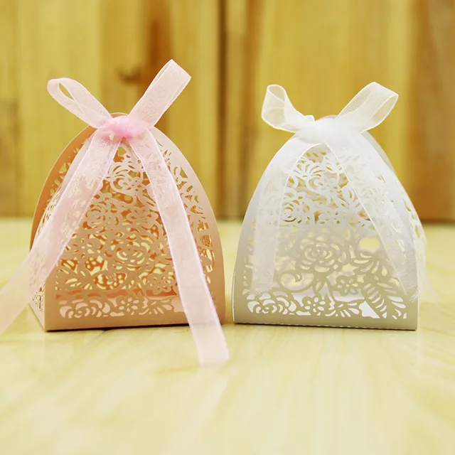 hot sale laser cut white and pink printing paper wedding favour