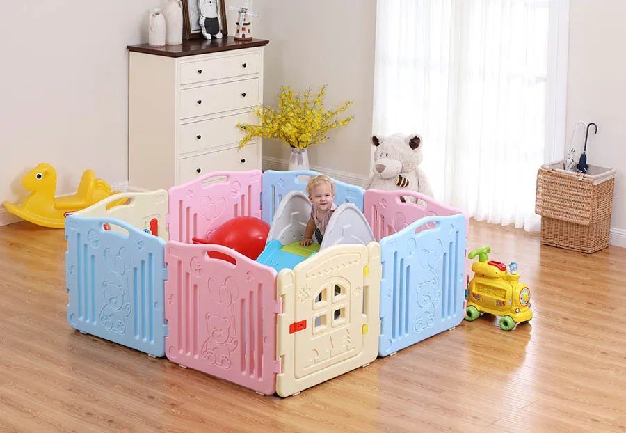 children baby fence.jpg
