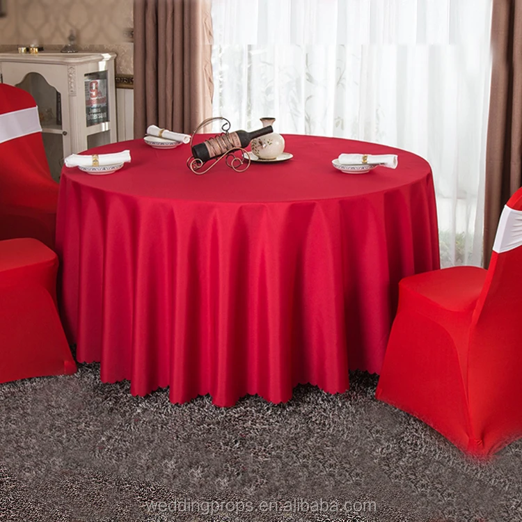 red table skirt