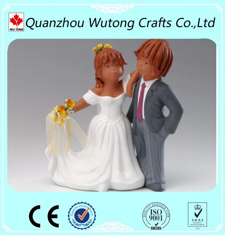 lovers figurines for valentines day gifts material : polyresin