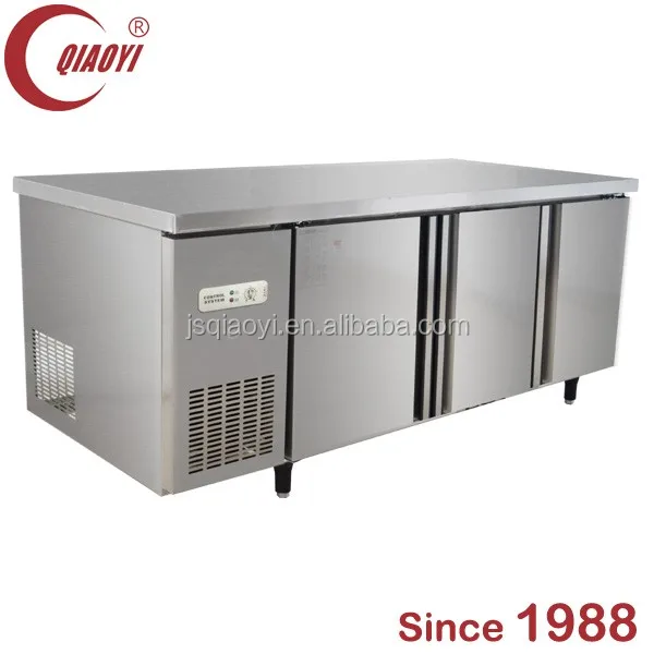 Static cooling   kitchen Pizza  table freezer