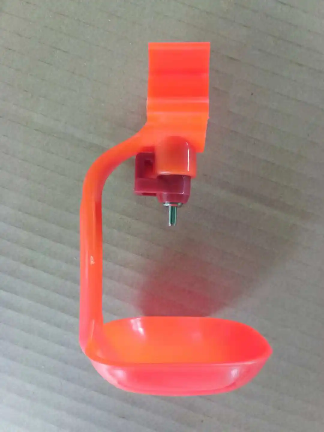 Automatic poultry chicken nipple drinkers and water drinker