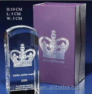 Crown 3D Cubo De Vidro de Cristal Gravada, Coroa Laser Troféu De Vidro para Presentes