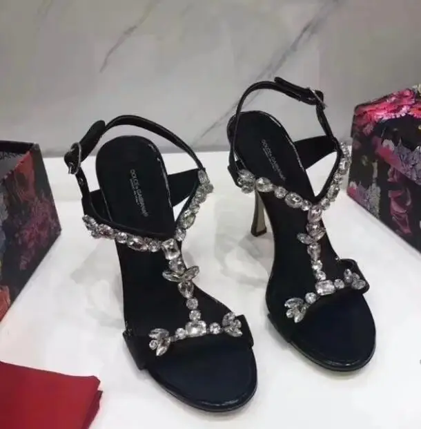 summer high heels sandals women shoes 2019 fanous brand designer real leather women fashion luxury sandal white black lady shoes
summer high heels sandals women shoes 2019 fanous brand designer real leather women fashion luxury sandal white black lady shoes