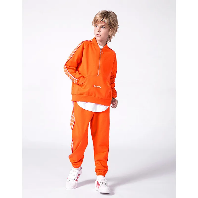 2018 autumn new product side letter pocket retro street sports boy suit sweater suit, Black;orange
2018 autumn new product side letter pocket retro street sports boy suit sweater suit, Black;orange