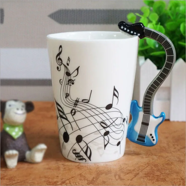 Creative novelty guitar handle Music Lovers Milk Tea Water Ceramic Coffee Mugs for gift
Creative novelty guitar handle Music Lovers Milk Tea Water Ceramic Coffee Mugs for gift
