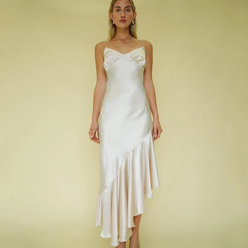 Sexy Maxi Satin Dresses Summer Women Spaghetti Strap V Neck Slit Backless Long Dress Party Club Y11755
Sexy Maxi Satin Dresses Summer Women Spaghetti Strap V Neck Slit Backless Long Dress Party Club Y11755