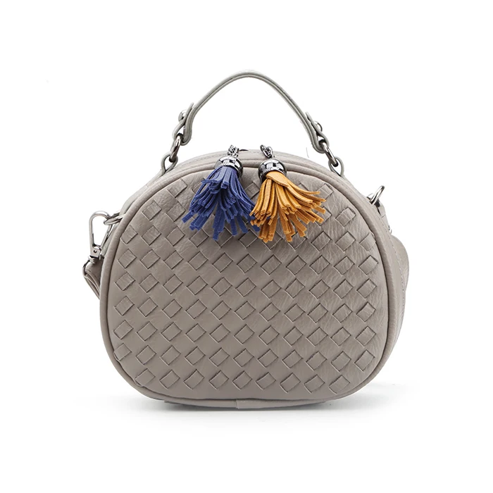 8534 Paparazzi mini double tassel zip pullers PU leather braided women crossbody bags, As picture, various color available
8534 Paparazzi mini double tassel zip pullers PU leather braided women crossbody bags, As picture, various color available