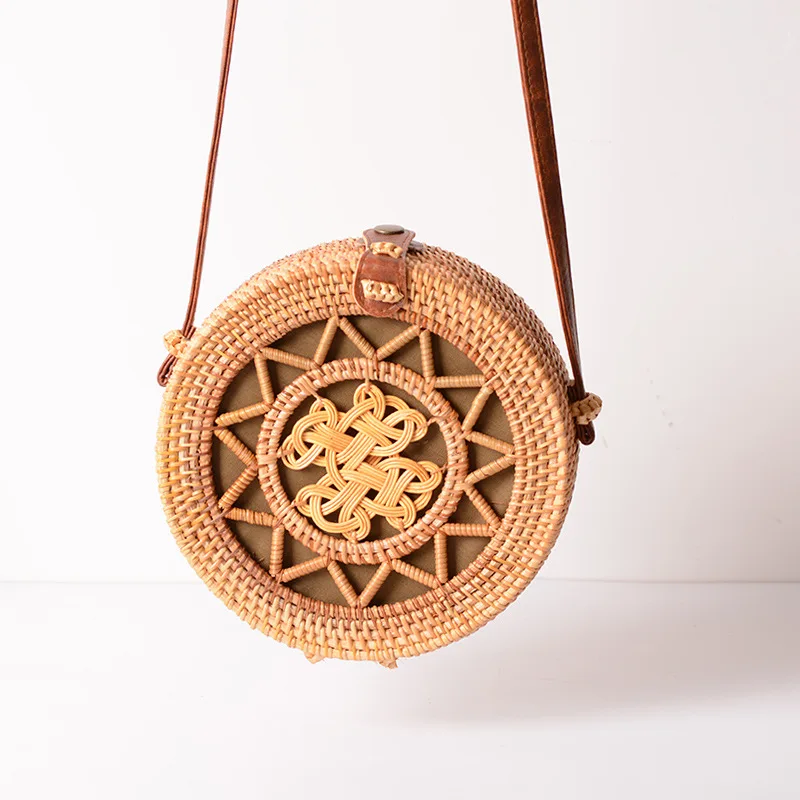 Hot Sales Summer Bags Rattan Beach Bag Handmade Circle Side Shoulder Straw Crossbody Bag For Ladies
Hot Sales Summer Bags Rattan Beach Bag Handmade Circle Side Shoulder Straw Crossbody Bag For Ladies