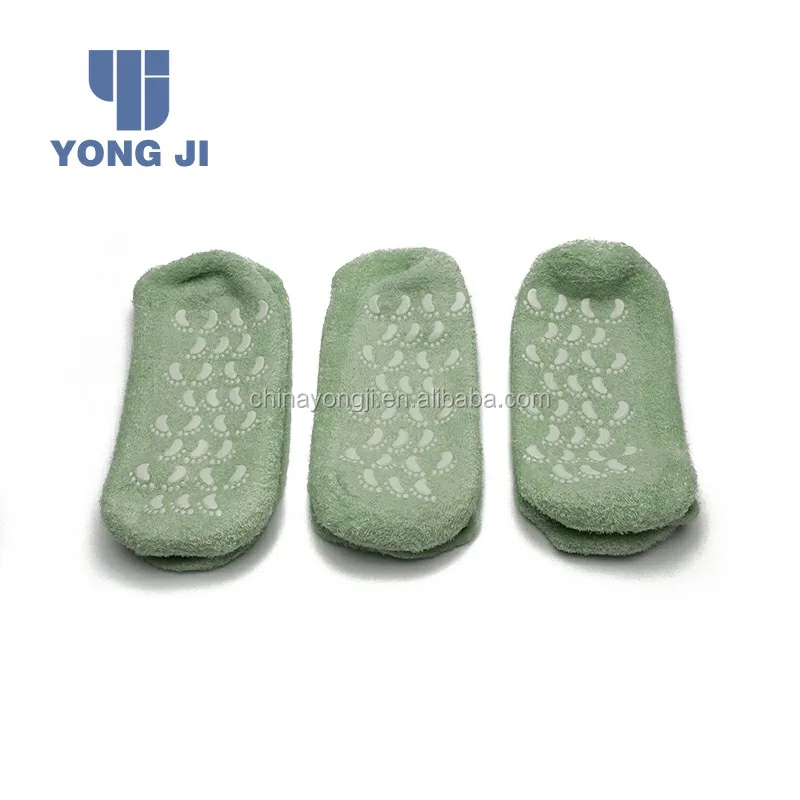 wholesale moisturizing foot silicon cooling spa gel heel socks