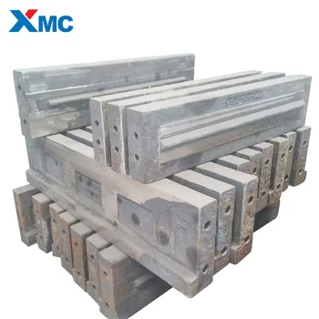 High chrome blow bar impact crusher spare parts of mining machine parts