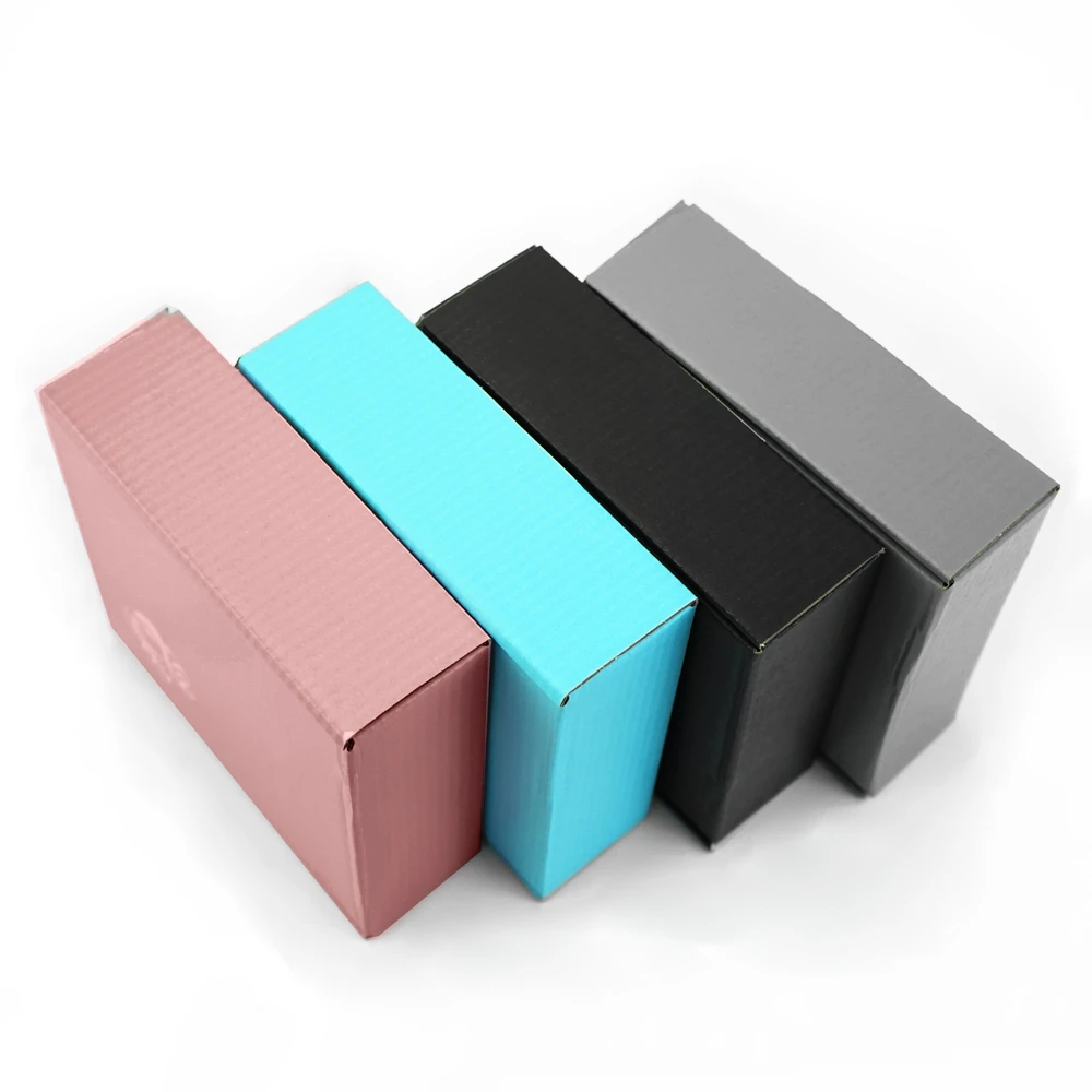 Shanghai paper printing Custom Glossy White silver foil stamping logo 350gsm paper box 
Shanghai paper printing Custom Glossy White silver foil stamping logo 350gsm paper box