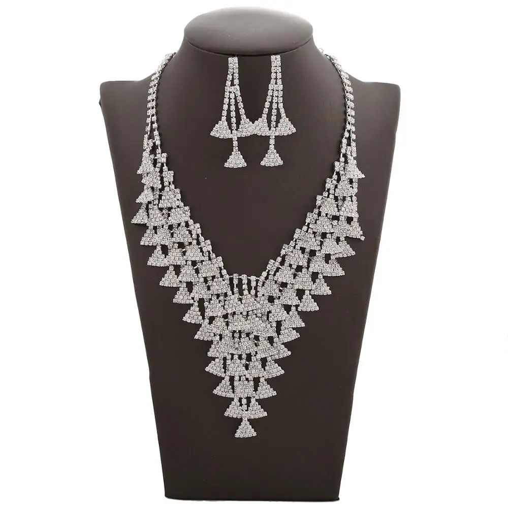 RHINESTONE Wedding NECKLACELuxurious Crystal Bridal Jewelry Sets Silver Color Necklace Earrings Sets Wedding Jewelry
RHINESTONE Wedding NECKLACELuxurious Crystal Bridal Jewelry Sets Silver Color Necklace Earrings Sets Wedding Jewelry