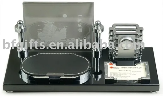wooden desktop set,pen cup,office stationery set,clock