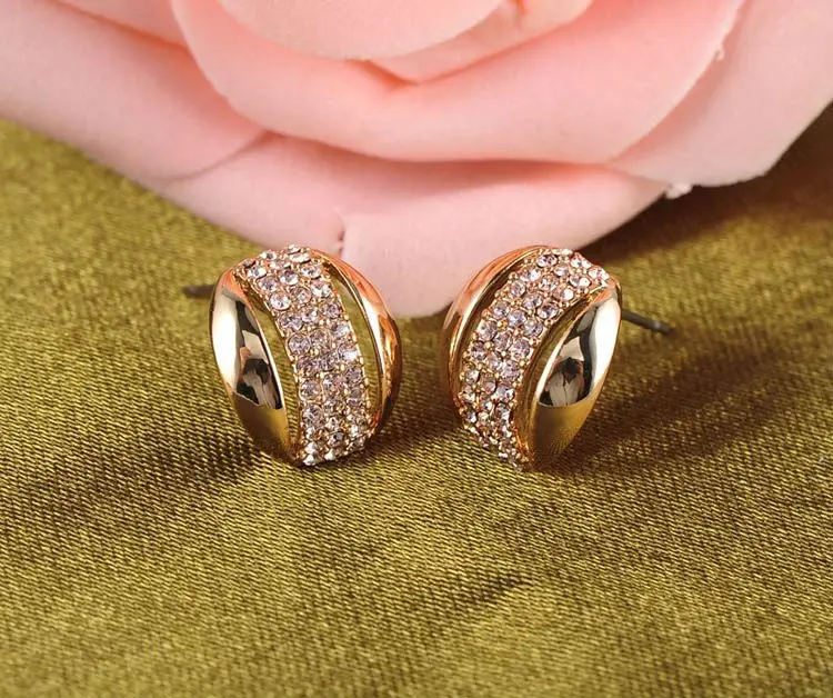 wholesalers Jewelry girl/women Unique Design 18K Gold Plated Austrian Crystal Stud Earrings For Women ER0051-C
