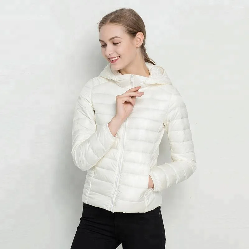 Clothing Wholesales Women Zipper Ultra Light Breathable Down Jacket With Hood For Ladies