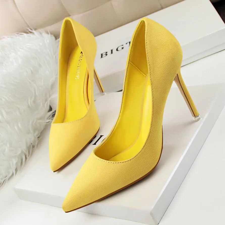 516-1 Best-selling chengdu women shoes brand new design high heels with good price, White/yellow/red/black/pink/light gray/
516-1 Best-selling chengdu women shoes brand new design high heels with good price, White/yellow/red/black/pink/light gray/