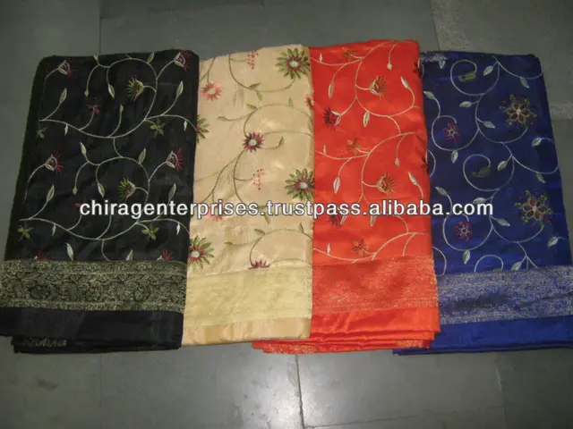 luxury bedspreads set specially designed for corporate gifts
