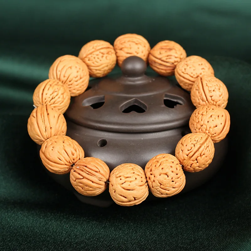 4341954599_269576878