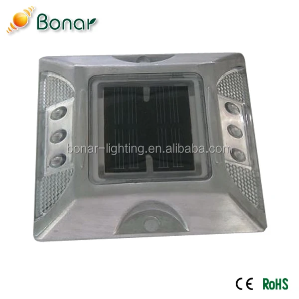 Solar Operated LED over 800m Visibility 20tons Solar Road Marker