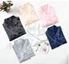 /product-detail/instagram-style-colors-kimono-satin-custom-embroidery-short-bridesmaid-bath-robe-dress-60809878426.html