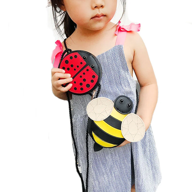 Raged Sheep Cute Girl Kids Coin Purses Holder Bee Snail Seven-spot Ladybugbaby Accessories An Ideal Gift for Children's Day
Raged Sheep Cute Girl Kids Coin Purses Holder Bee Snail Seven-spot Ladybugbaby Accessories An Ideal Gift for Children's Day